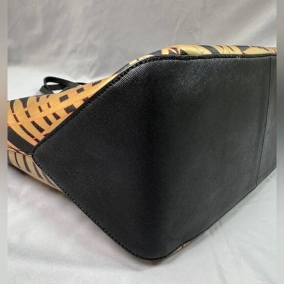 Henri Bendel Black Large Tote Handbag Gold Hardware W/Dust Bag LIKE NEW - Picture 8 of 16